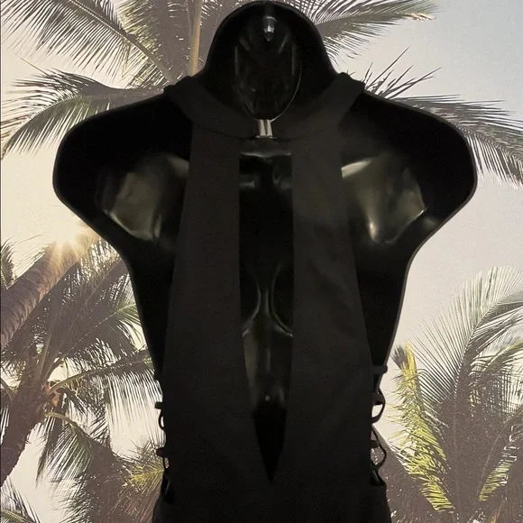 Windsor Black L one piece swimming suit - Picture 5 of 7